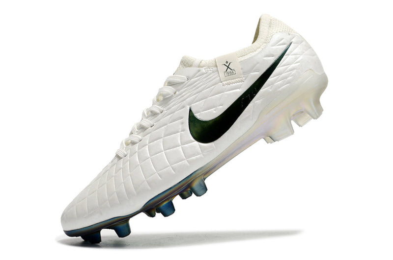 Chuteira Nike Tiempo Legend 10 Elite Campo