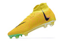 Chuteira Nike Phantom Luna Elite FG Campo