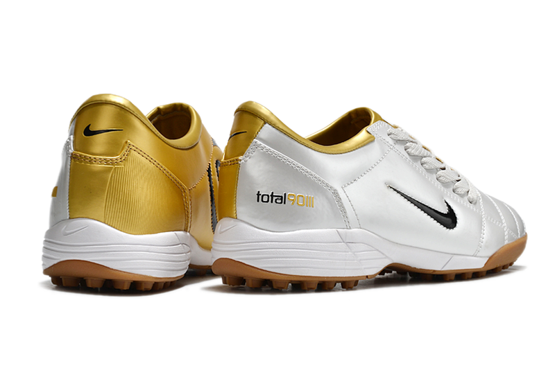 Chuteira Nike Total 90 Society