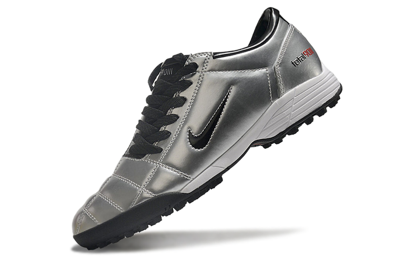 Chuteira Nike Total 90 Society