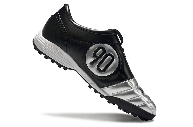 Chuteira Nike Total 90 Society